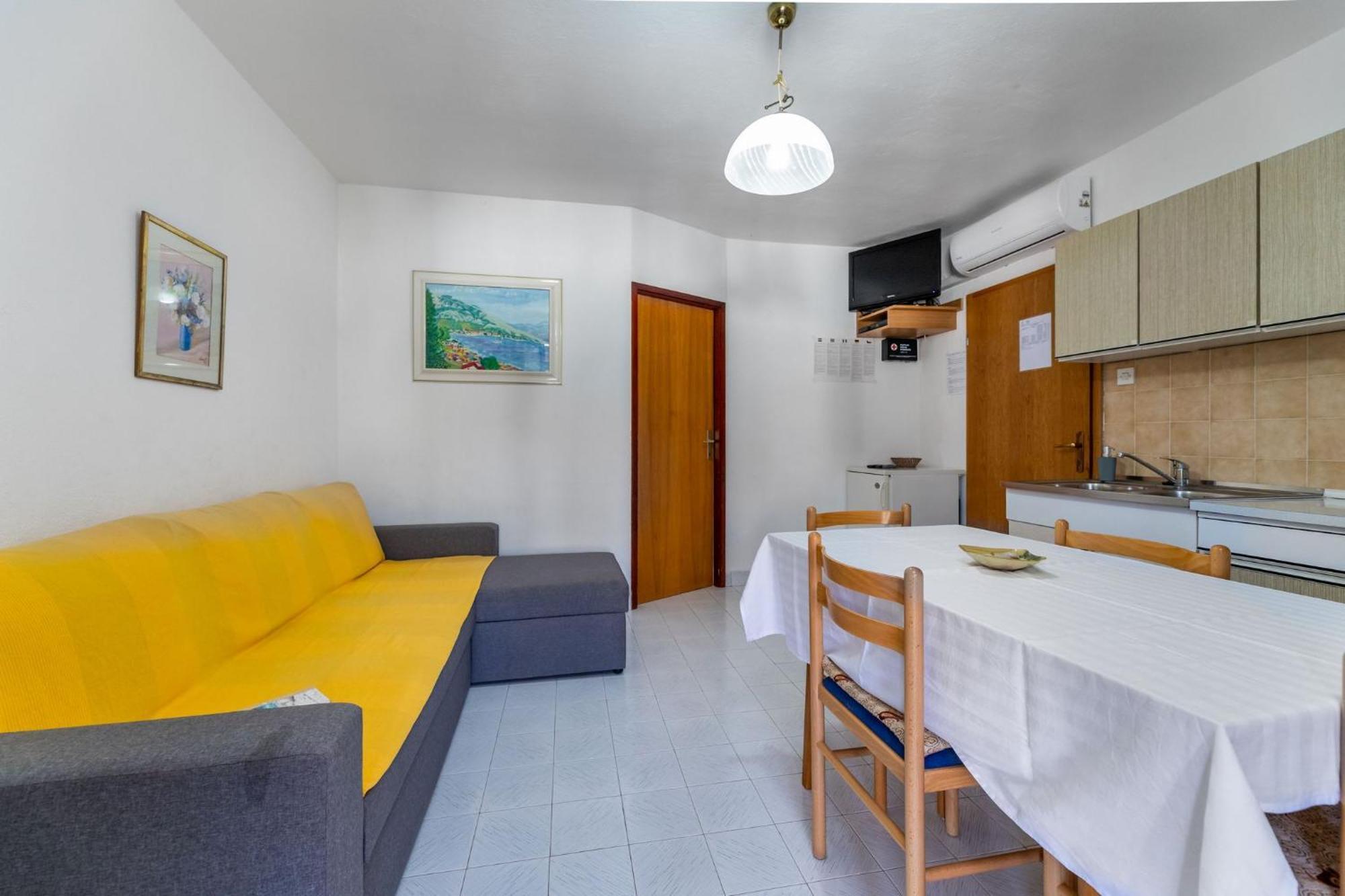 Apartments Janko Zarok Baška Esterno foto