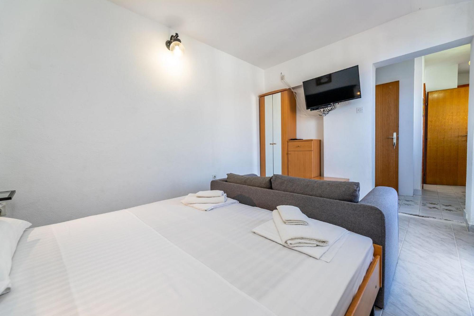 Apartments Janko Zarok Baška Esterno foto