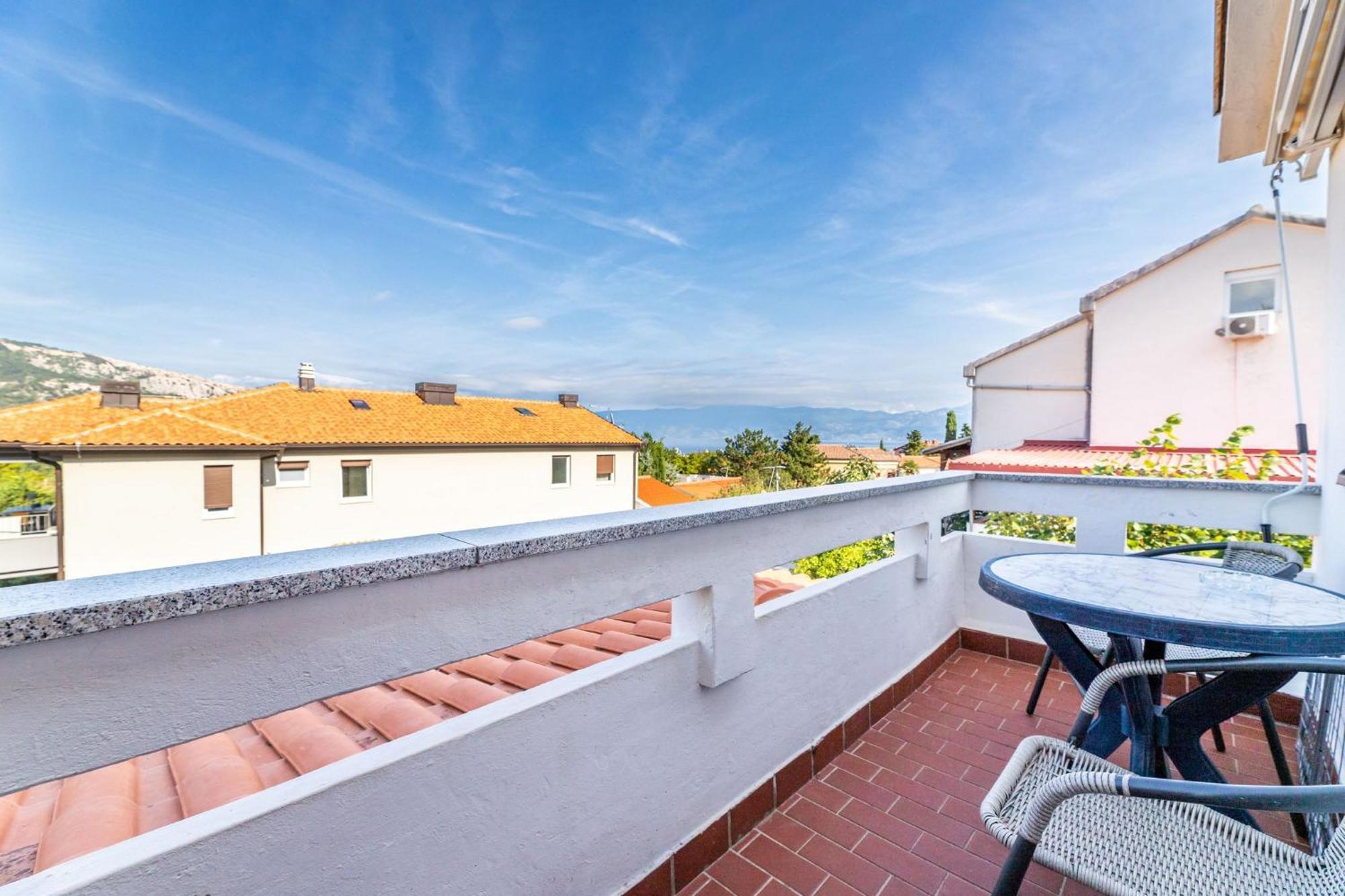 Apartments Janko Zarok Baška Esterno foto
